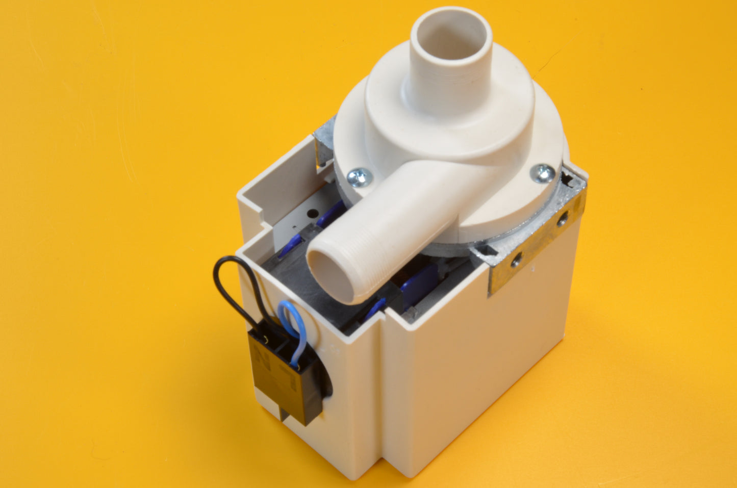 Waterpomp Masterfrost ijsblokjesmachine 100 WATT